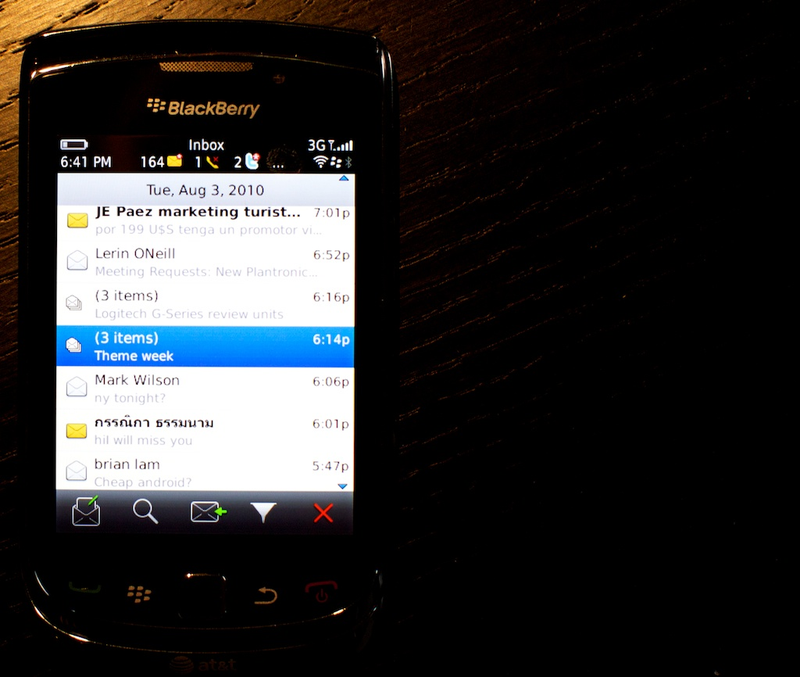 Illustration for article titled BlackBerry Torch Review